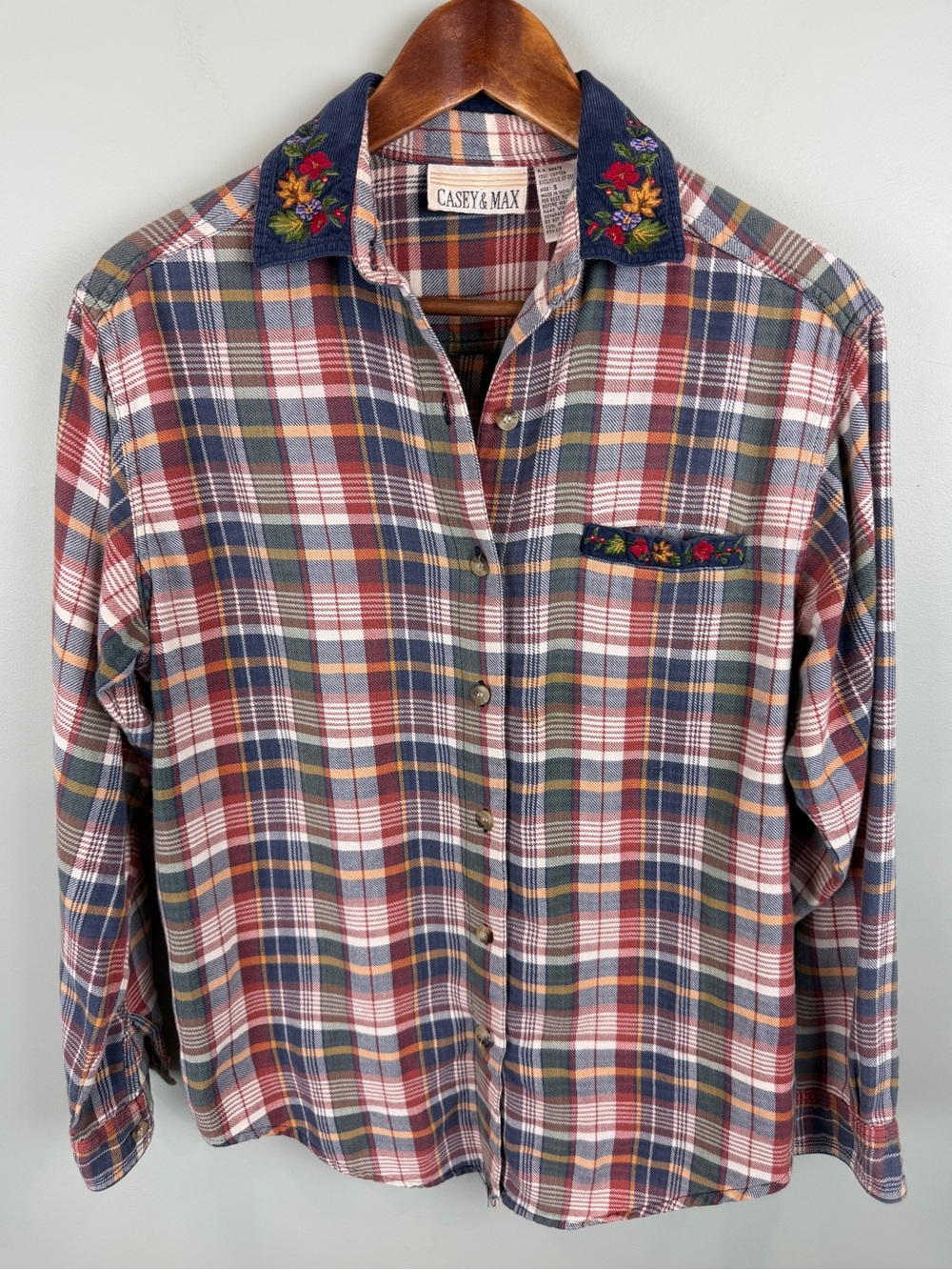 Vintage Casey& Max plaid button-up shirt w/ a blue corduroy collar fall floral S